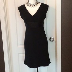 ANN TAYLOR LITTLE BLACK DRESS